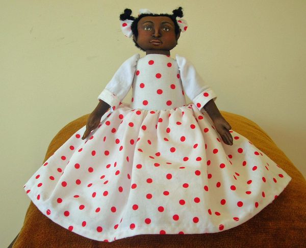 DSCN7741 Folk Art Doll in White